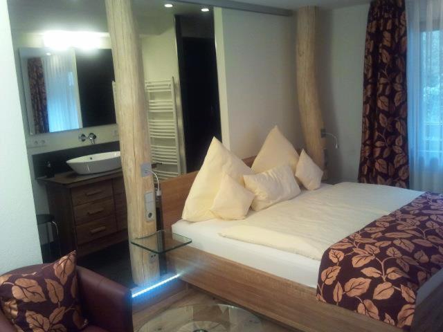 Holzschuhs Schwarzwaldhotel Baiersbronn Bagian luar foto